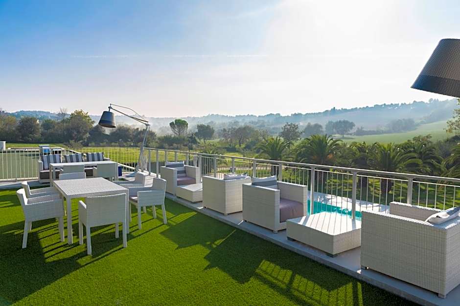Finis Africae Hotel