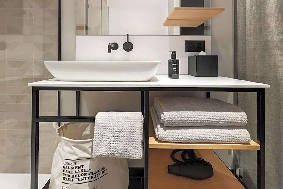 Stay KooooK Geneva City - Online Check In