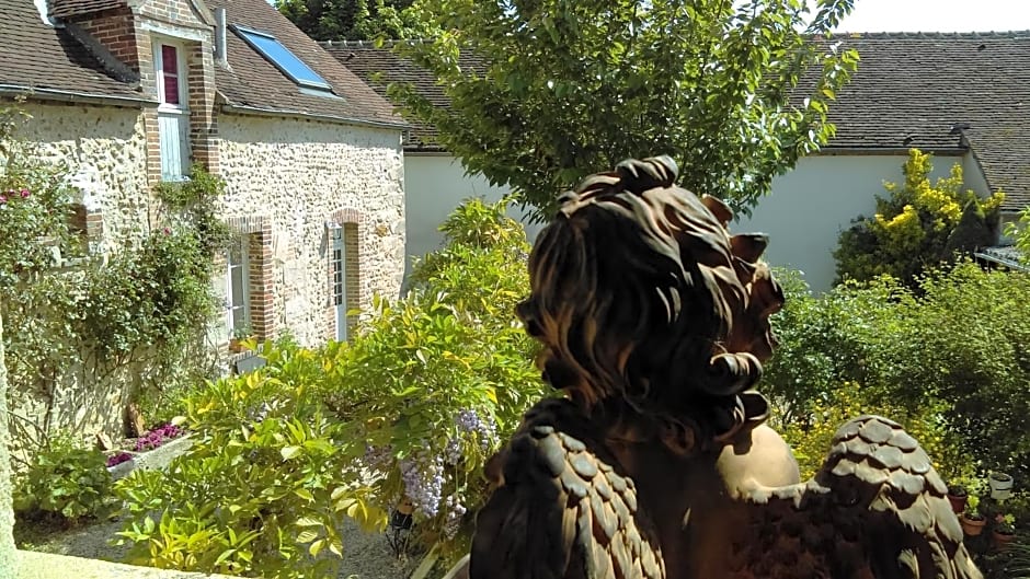 3 Roses – Villeneuve-sur-Yonne, NV