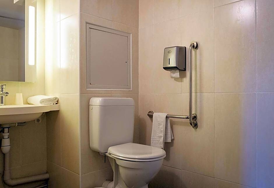 B&B HOTEL Avignon 1