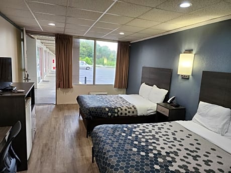 Double Room with Two Double Beds - Non-Smoking