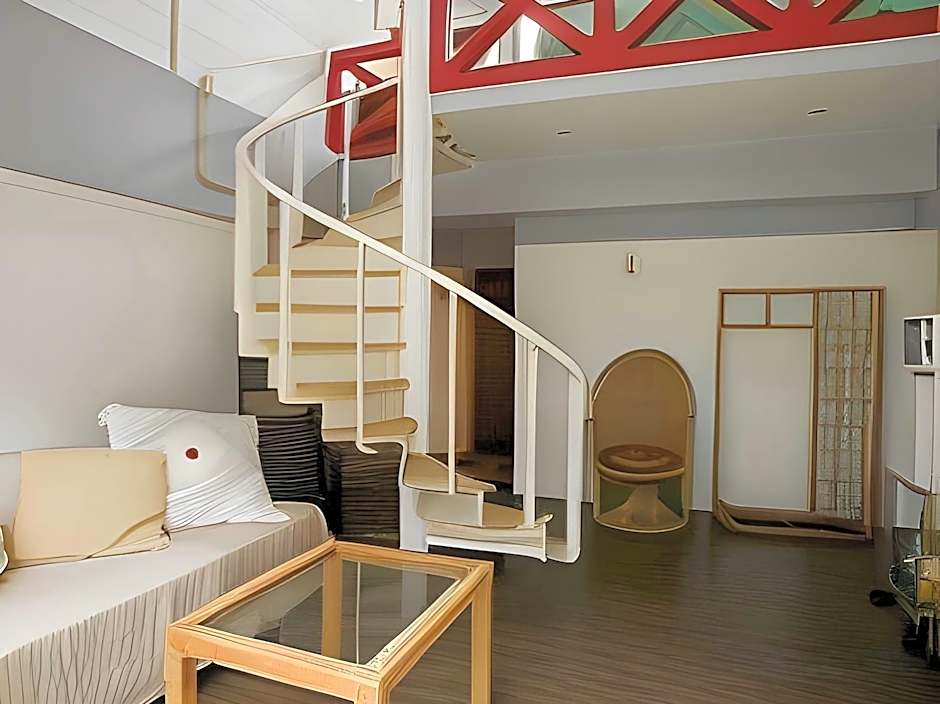 Surfside Bed & Breakfast
