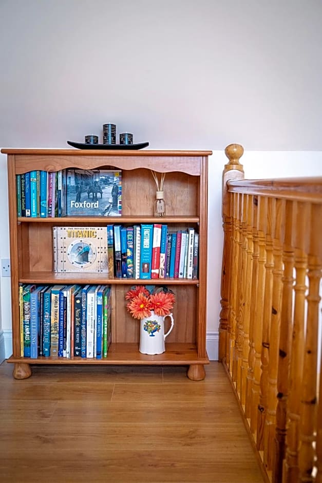 Ross Beach Family Farmhouse B&B