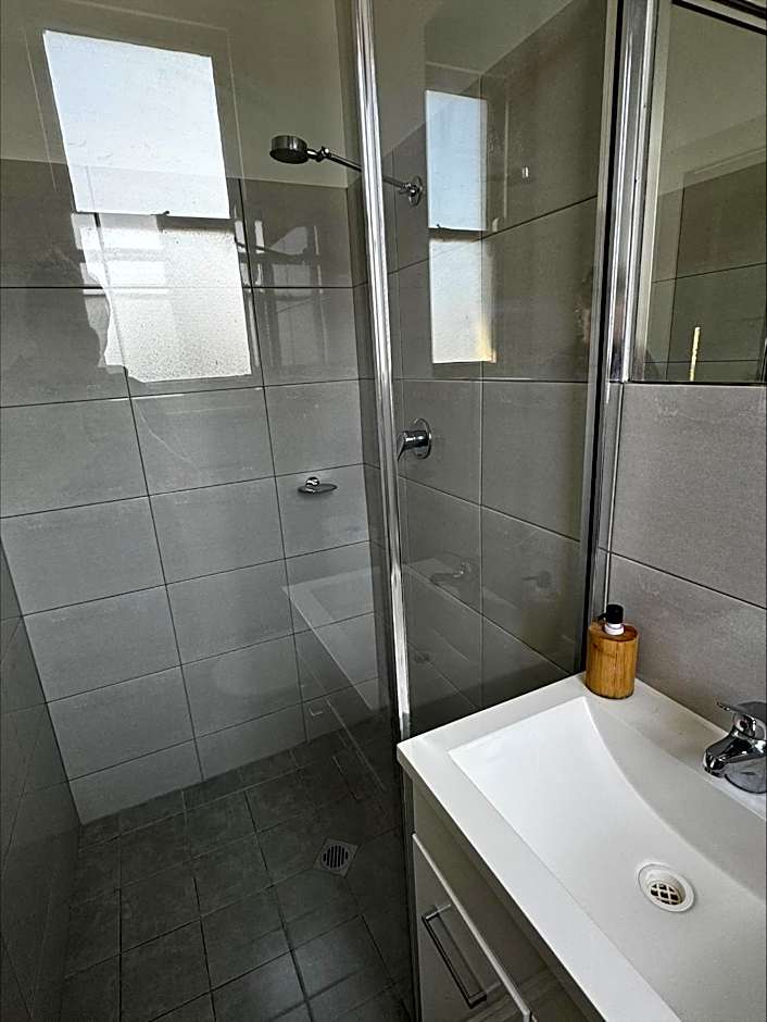 William Farrer Hotel