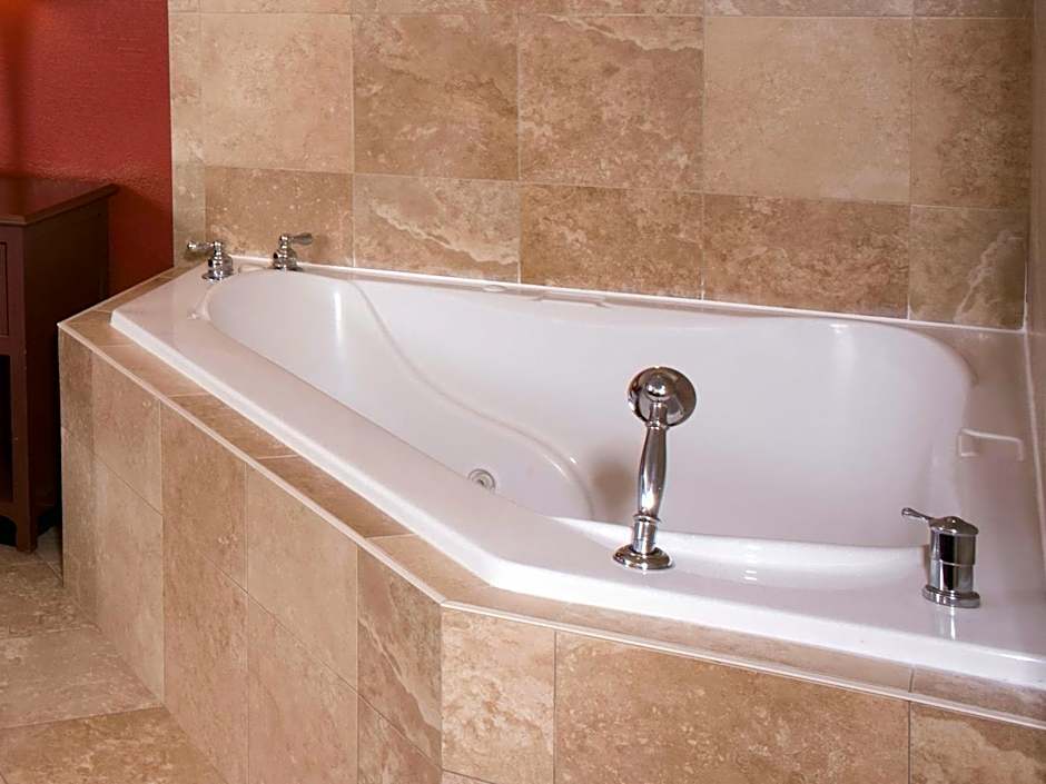 Hampton Inn By Hilton And Suites Woodstock