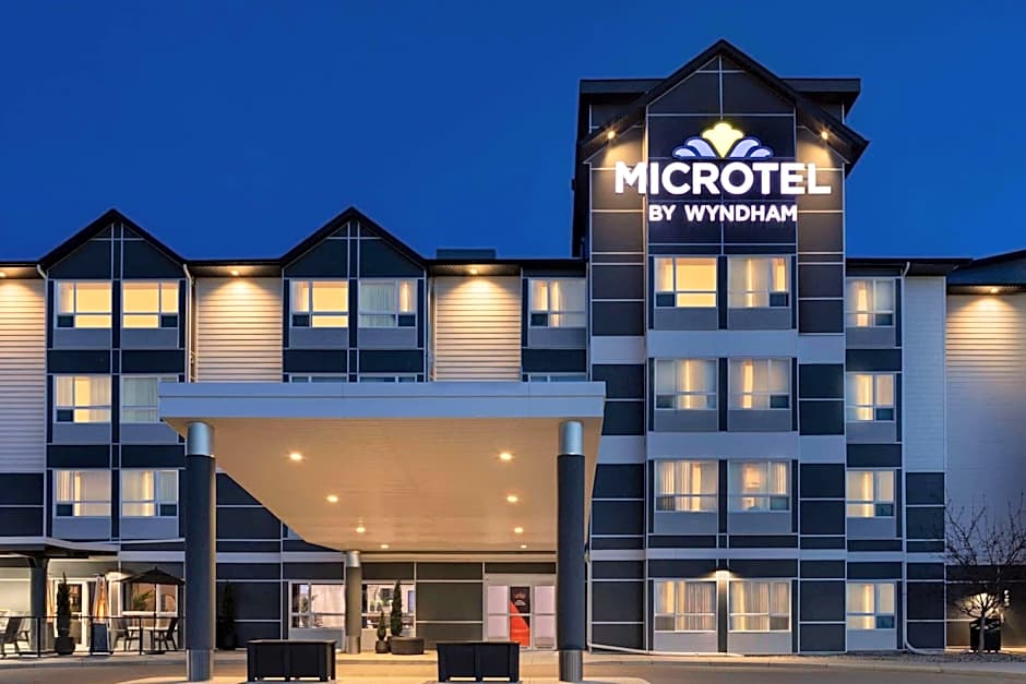 Microtel Inn & Suites by Wyndham Weyburn