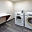 Holiday Inn Express & Suites Eden Prairie  Minneapolis By IHG