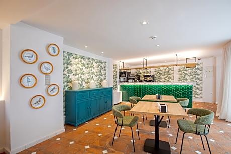 Soho Boutique Atalia