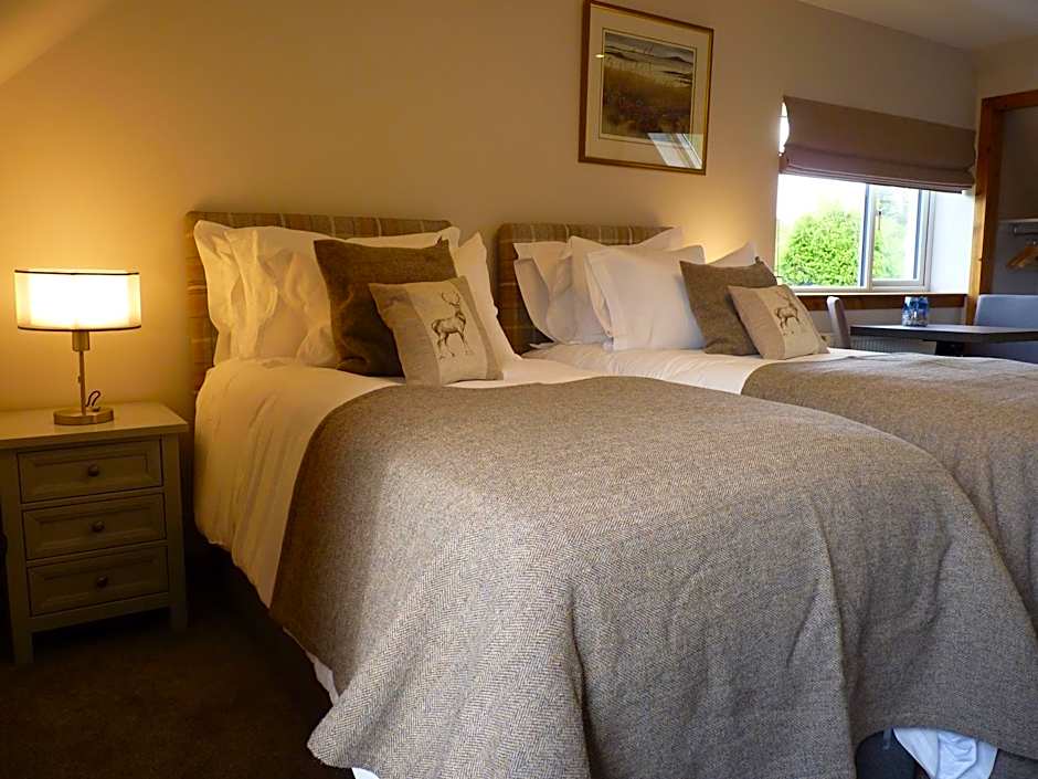 Skye Lodge Dunvegan Skye