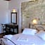 Captain's Rocks Hotel