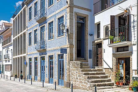 Pensão Luisinha by Casas com Estória Boutique Houses