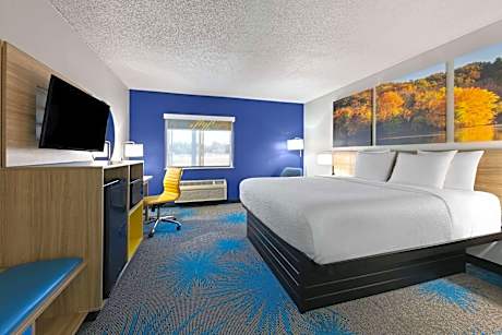 King Room - Non-Smoking