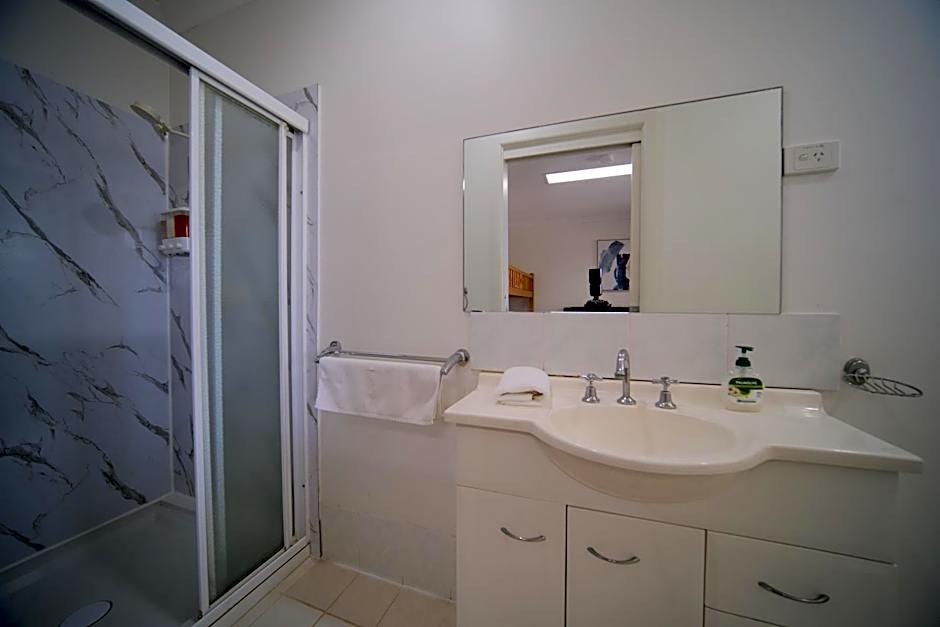 Golf Place Inn Wollongong