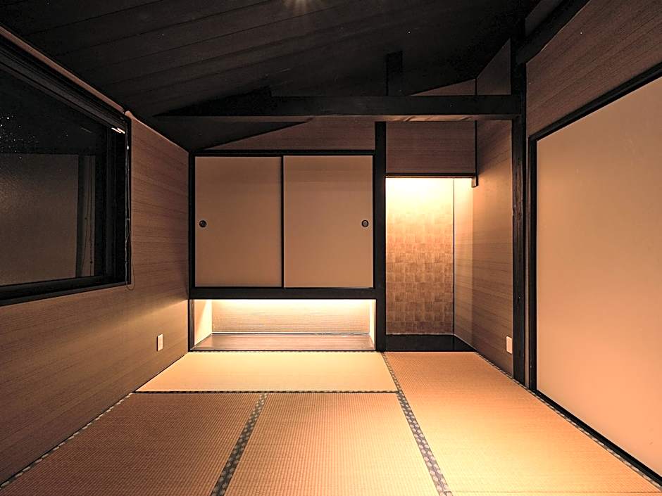 Tsumugi Shimabara Oomon Bettei – Kyoto, IL