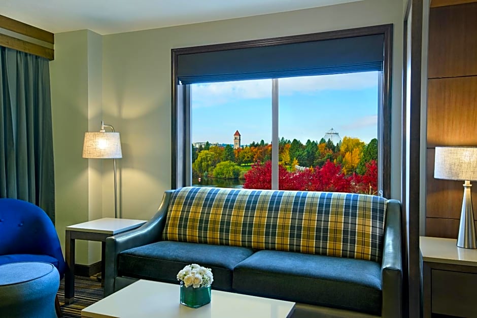 Oxford Suites Spokane