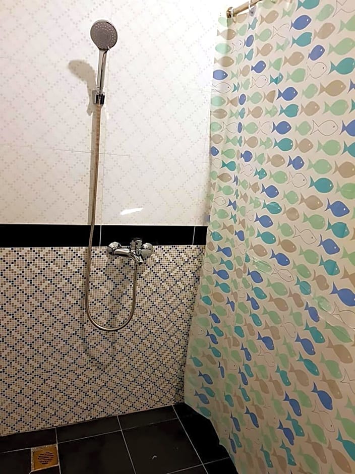 Lucky hostel and guesthouse