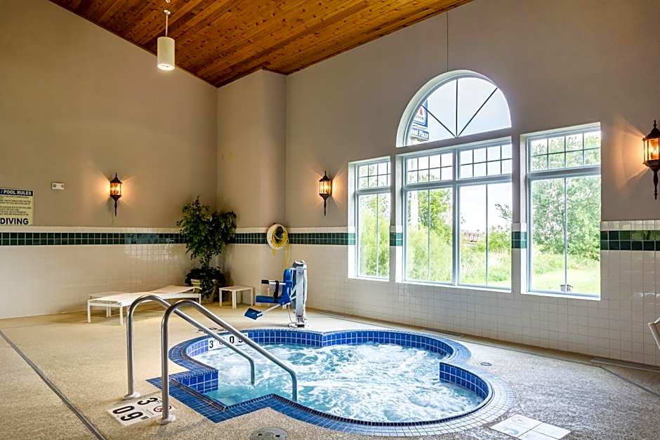 Country Inn & Suites by Radisson, Fond du Lac, WI