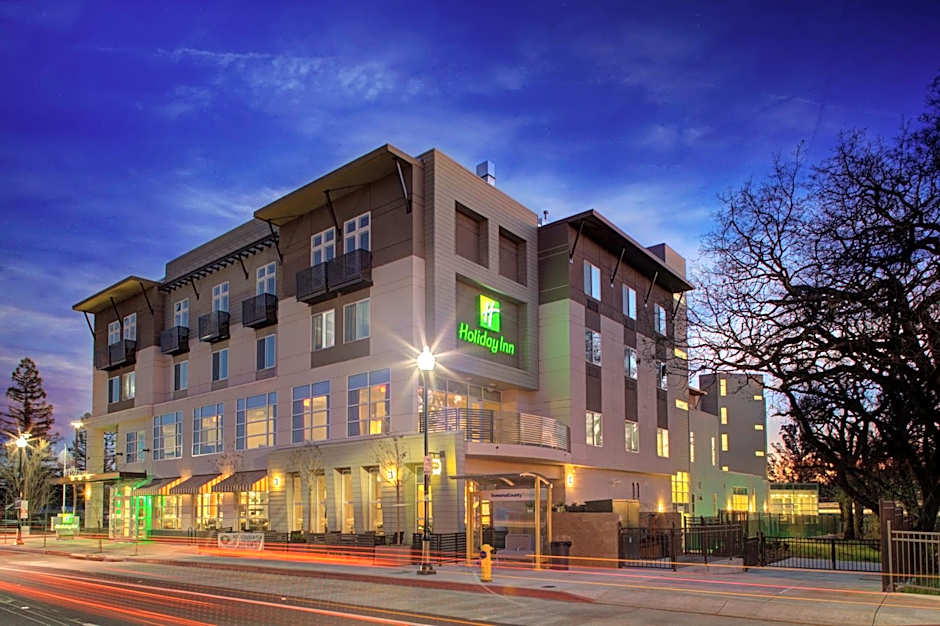 Holiday Inn Windsor - Wine Country By IHG