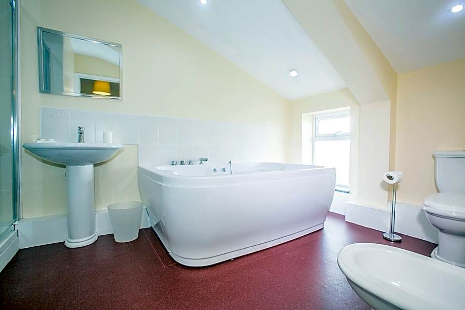 The Brown Horse Hotel