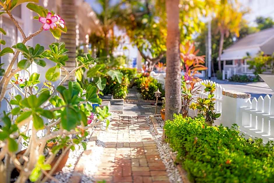 Duval Inn - Key West