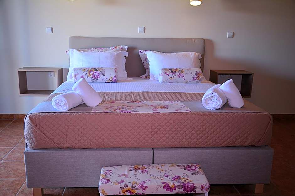 Elianthos Villas
