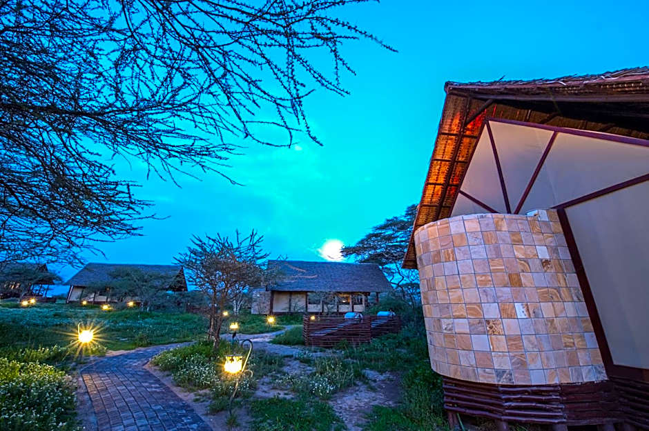 Lake Ndutu Luxury Tented Lodge