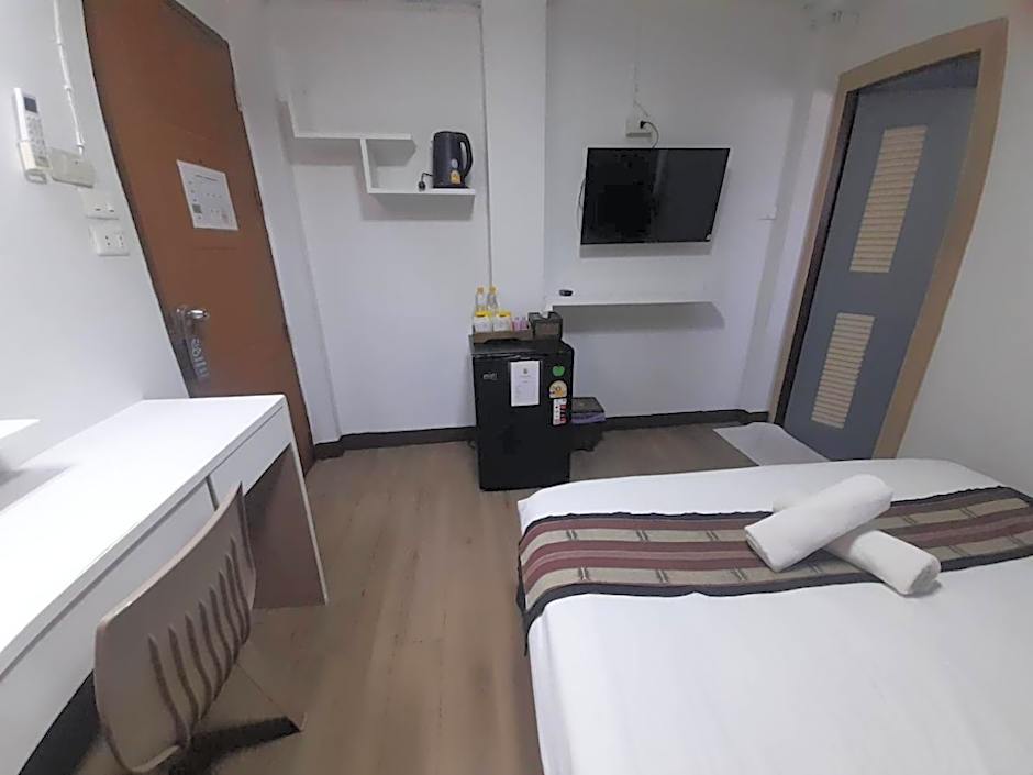 Home Place Hotel – Chiang Mai, TH