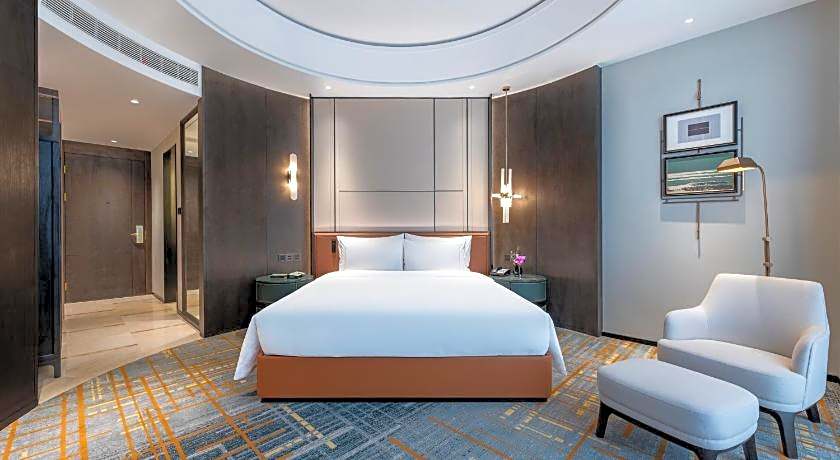 Wyndham Grand Plaza Royale Ningbo