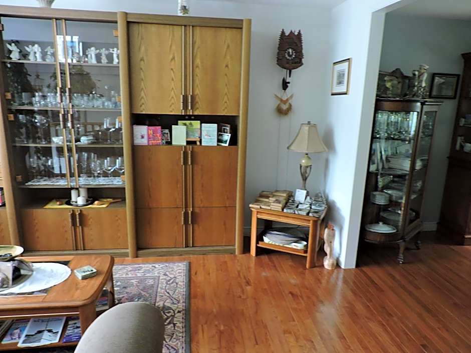 Tucked Inn the Harbour B&B