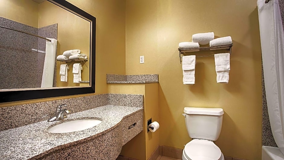 Best Western Plus Desoto Inn & Suites