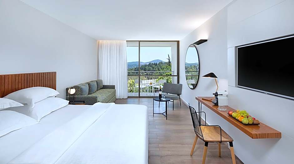 Hacienda Forest View Hotel