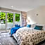 Queenstown House Bed & Breakfast and Apartments