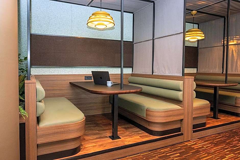 Comfort Hotel Runway