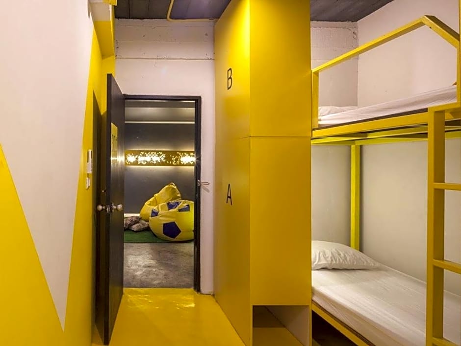 Fulfill Phuket Hostel