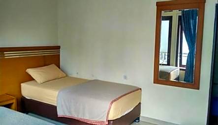 Hotel O Griya Lestari Pati 2