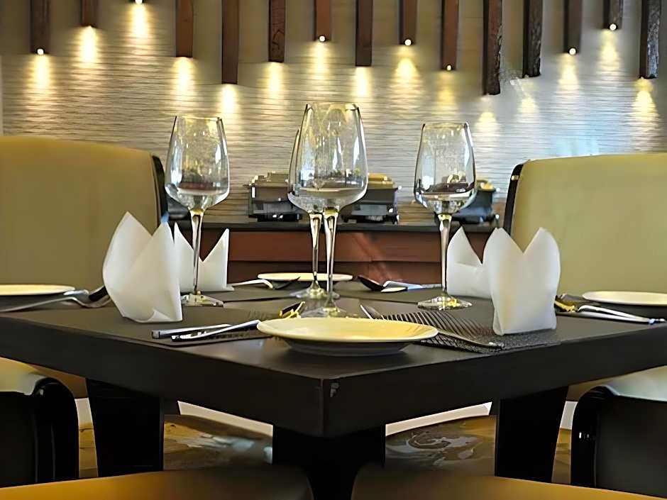 Hotel Turquoise Chandigarh