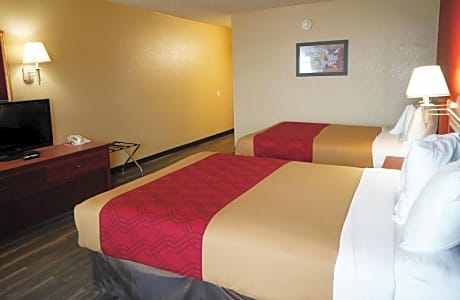 Queen Room with Two Queen Beds - Accessible/Non-Smoking