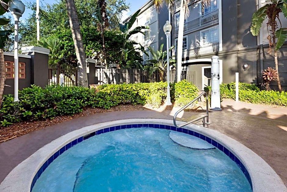 La Quinta by Wyndham Ft. Lauderdale Plantation