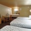 Canadas Best Value Inn and Suites Fernie