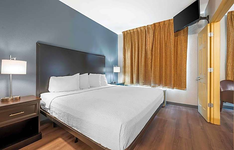 Extended Stay America Suites - Indianapolis - Airport - W. Southern Ave.