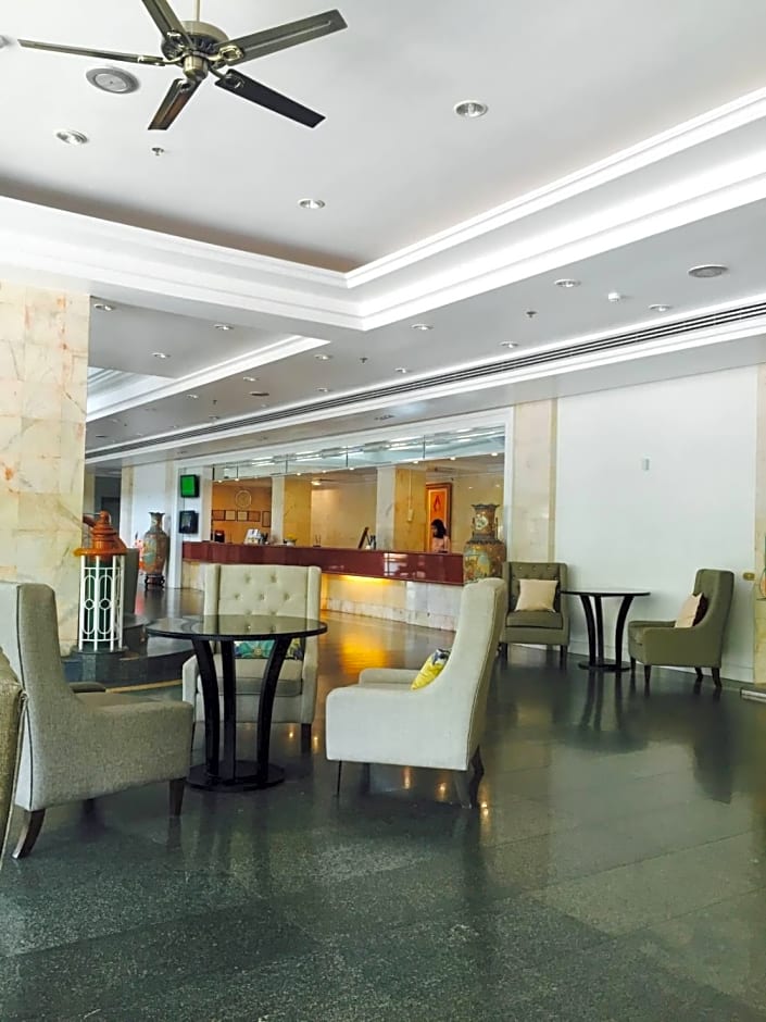 Green World Palace Hotel