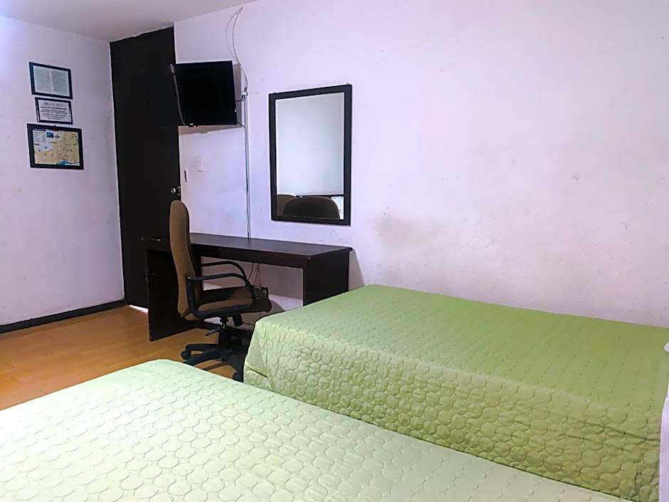 Hotel Trevi