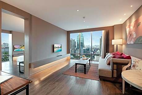 Chaba Honeymoon Suite with a Jacuzzi