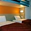 Premiere Classe Saint Quentin En Yvelines - Elancourt
