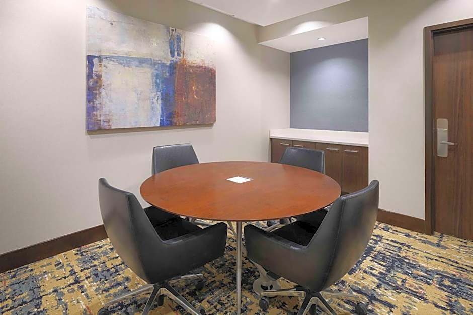 Homewood Suites-By Hilton- Denver Downtown Convention Center