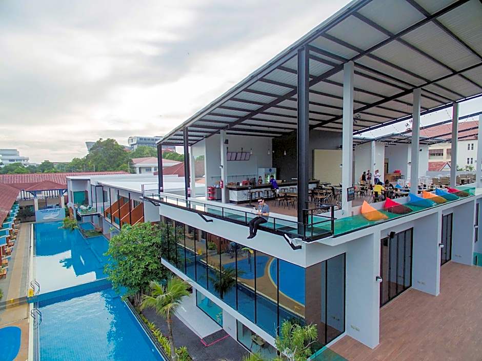 The Bed Vacation Rajamangala Hotel