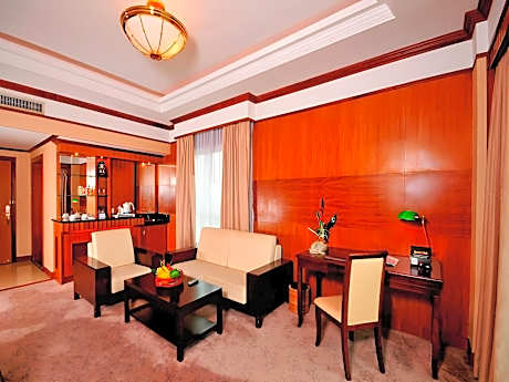 Executive Suite