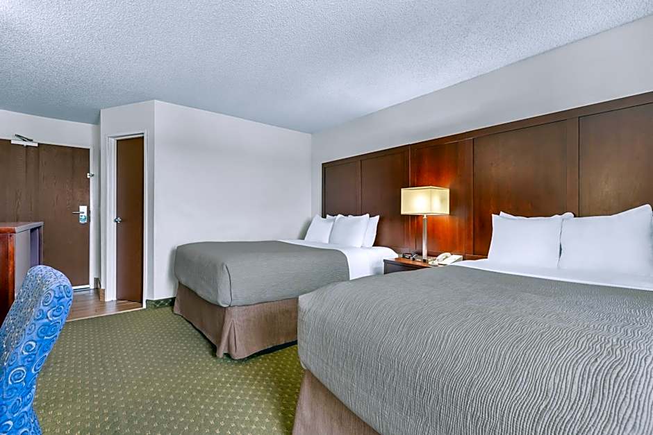 Quality Inn & Suites Clackamas - Portland