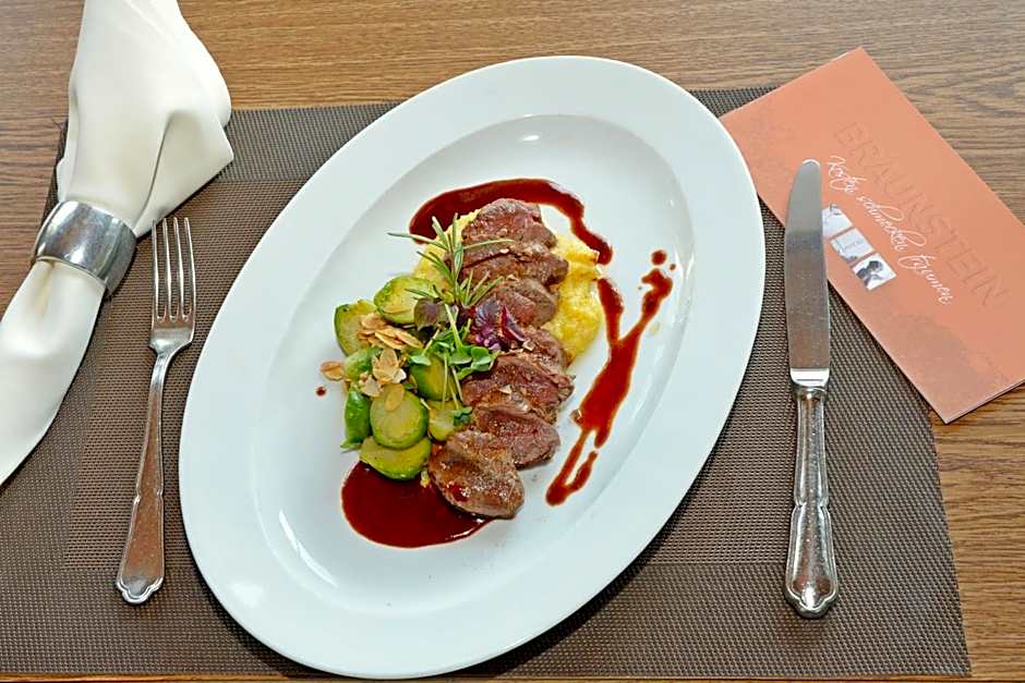 Hotel & Restaurant Braunstein - Pauli´s Stuben
