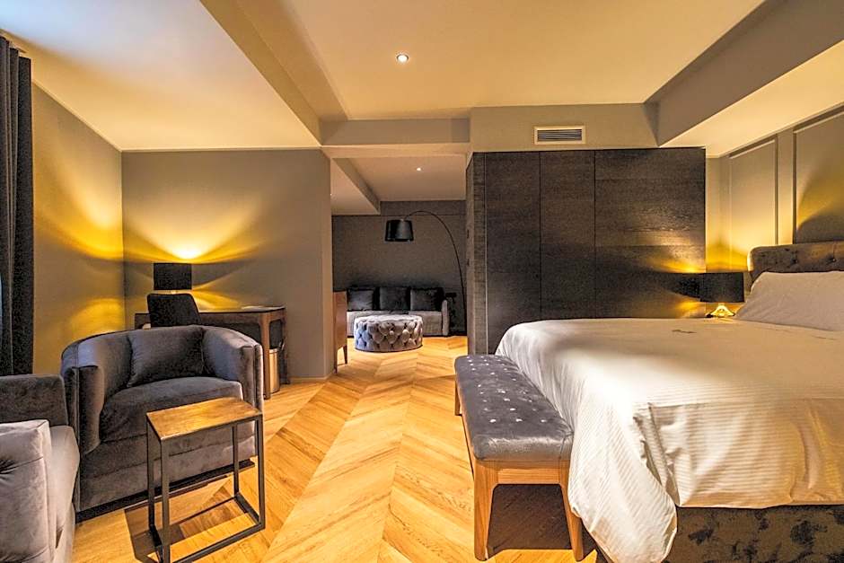 DAM boutique hotel & restaurant